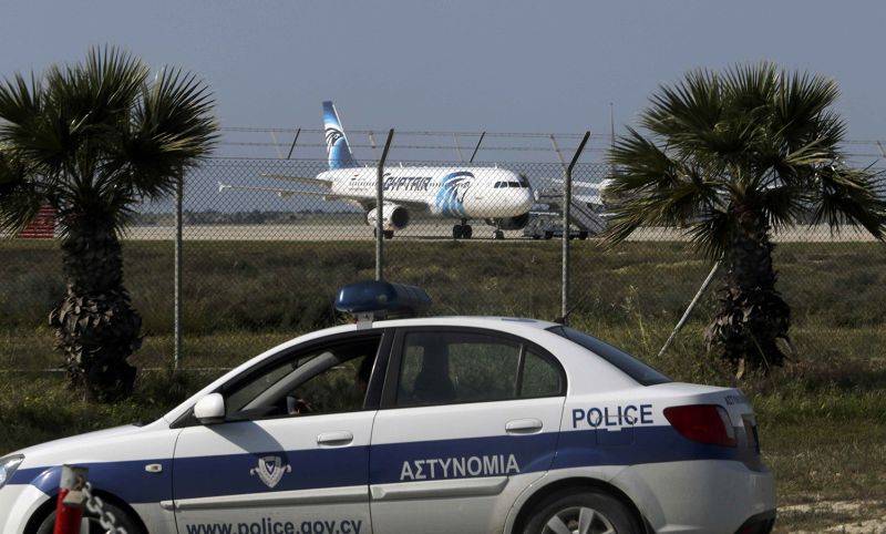 Террорист захватил самолёт авиакомпании «Еgypt Air» в Египте