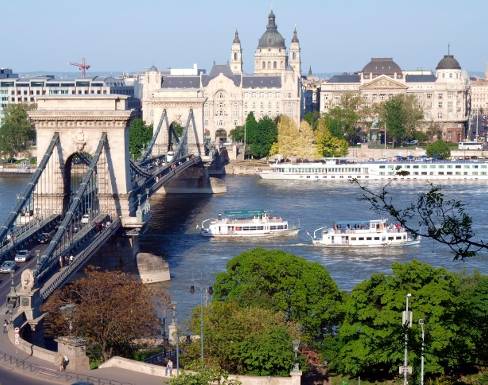 Притяжение весеннего Будапешта