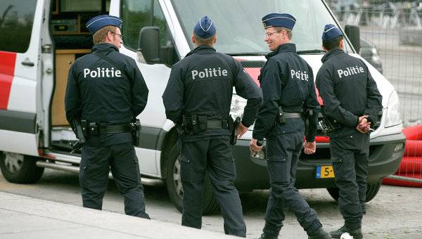 Бельгийская полиция застрелила вооруженного человека