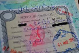 Уганда прекращает выдачу виз по прибытию и переходит на е-визы