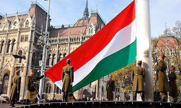 СМИ: Евросоюз выбросит Венгрию за борт