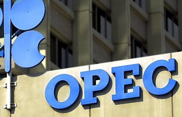 ОПЕК продолжит в ноябре попытки заморозить добычу нефти