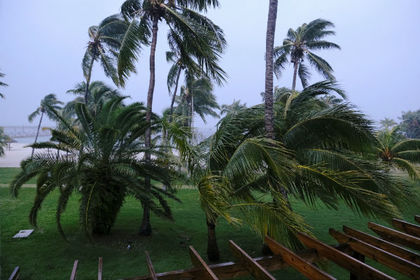 Ураган «Дориан» обрушился на Багамские острова