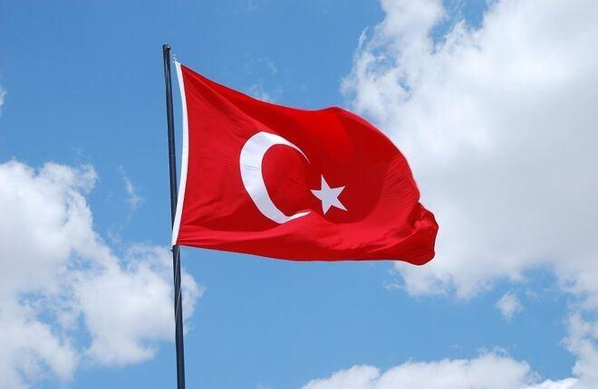 В Турции туристический сезон отложили до конца мая