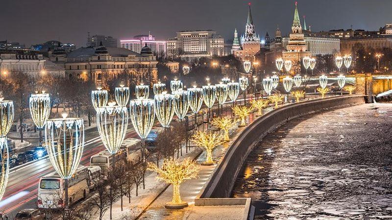 На Новый год 2021 из России уехать можно, но дорого