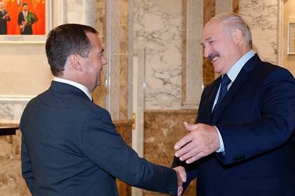 Медведев и Лукашенко пообщались по телефону