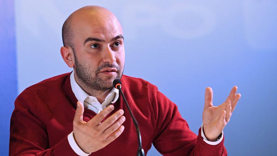 Арустамян объяснил отказ в аккредитации на Евро-2020 посещением Карабаха