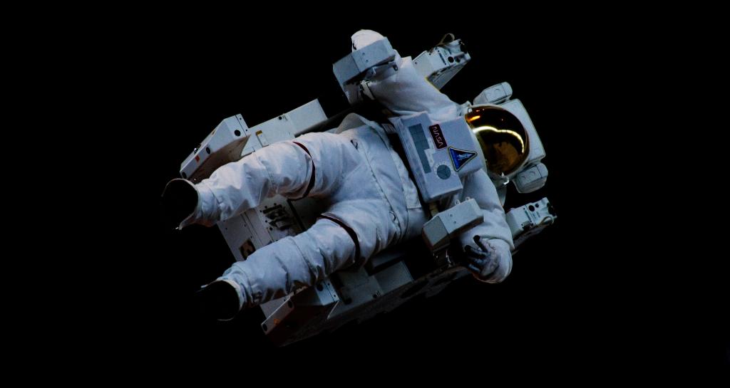 На МКС вновь работают над разгерметизацией, а российских космонавтов ждет новая “угроза”. Главные новости за 19 июля