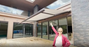 Собчак показала свой новый особняк на Рублевке за 40 миллионов