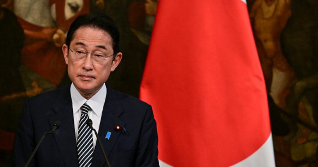Премьер Японии Кисида осудил решение России запретить ему въезд