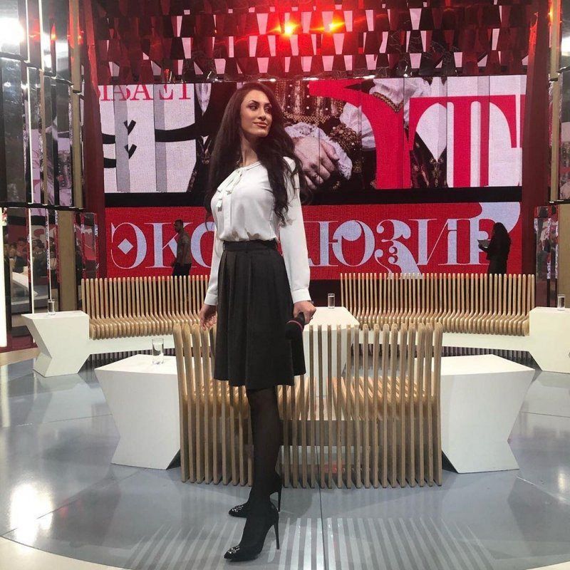 Анна Амбарцумян: что известно о блогерше и звезде телешоу Анна Амбарцумян: что известно о блогерше и звезде телешоу