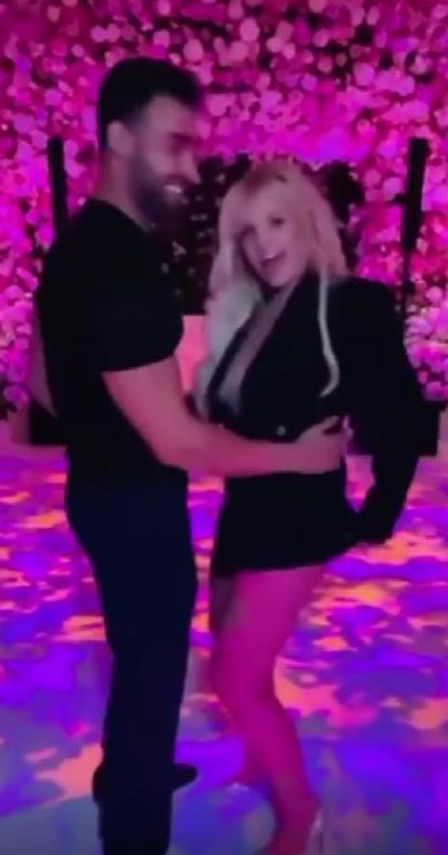 Золотая клетка. Журналисты узнали, какая жизнь ждет нового мужа Бритни Спирс