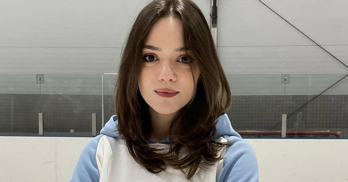 Медведева на отлично защитила диплом МГУ