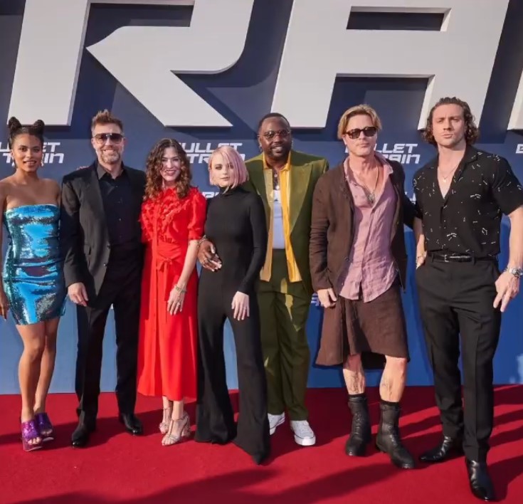 Брэд Питт появился на ковровой дорожке в Берлине в юбке