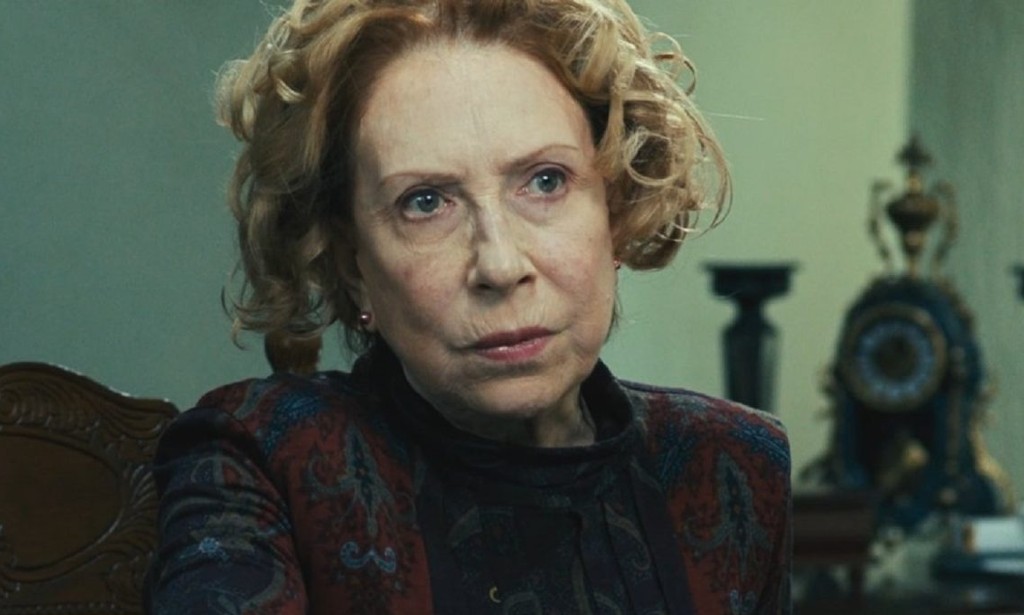 Baza: Инна Чурикова попала в реанимацию с тяжелыми травмами Baza: Инна Чурикова попала в реанимацию с тяжелыми травмами