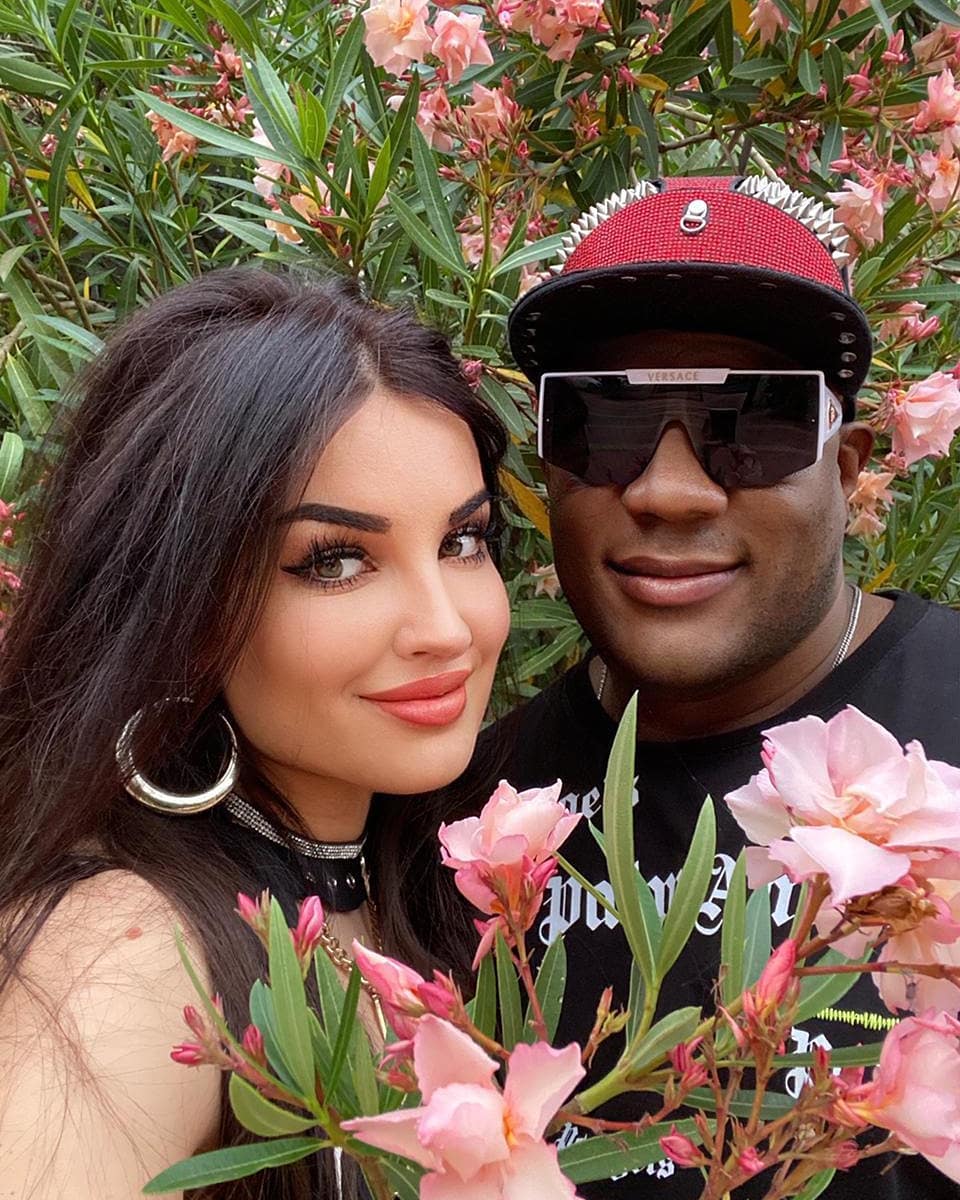 Пьера Нарцисса похоронили в камерунской деревне