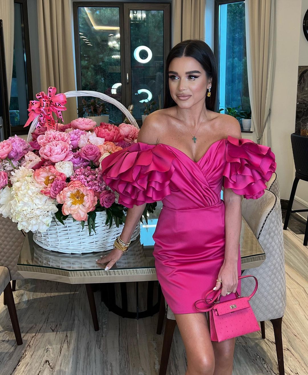 Бородина грубо ответила поклонникам, заметившим ее без фильтров