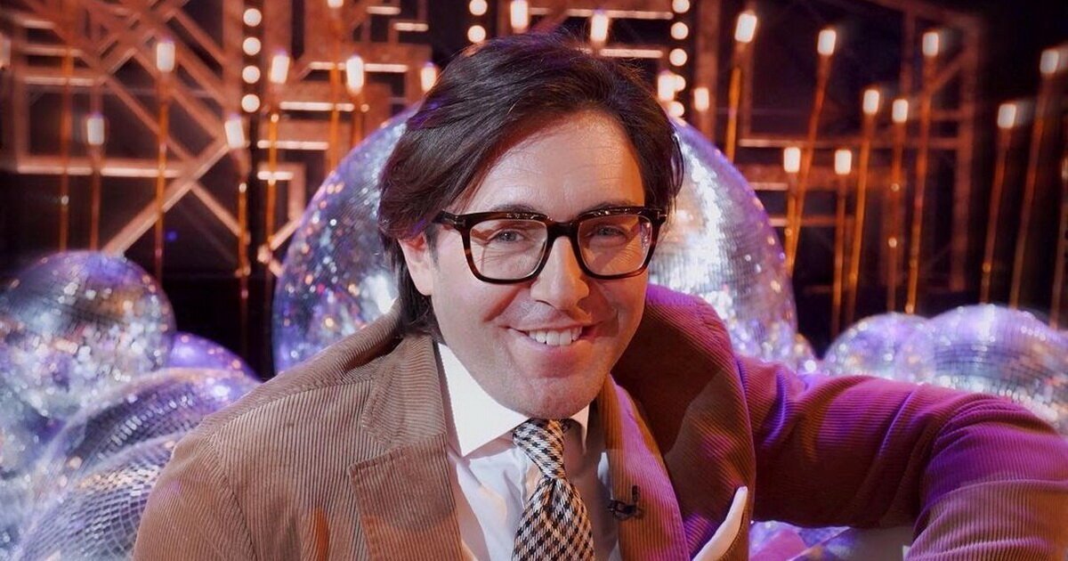 Малахов ответил критикам на его отъезд из России