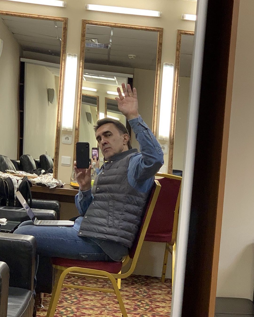 В Хельсинки отменили концерт Бутусова