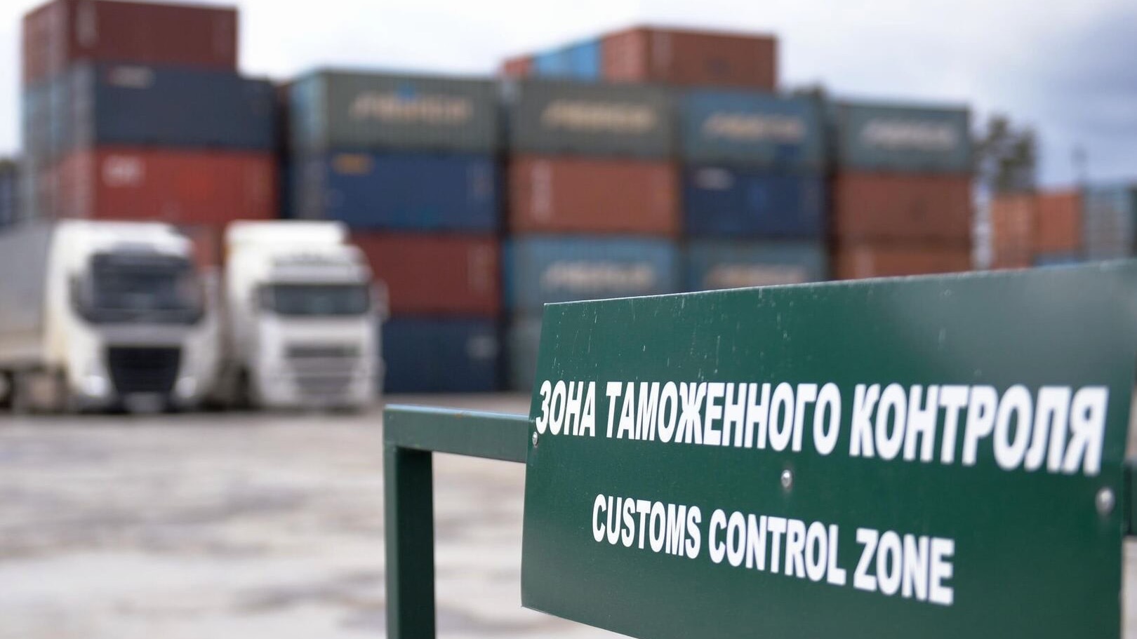 «Готовьтесь». В России начнут отменять параллельный импорт