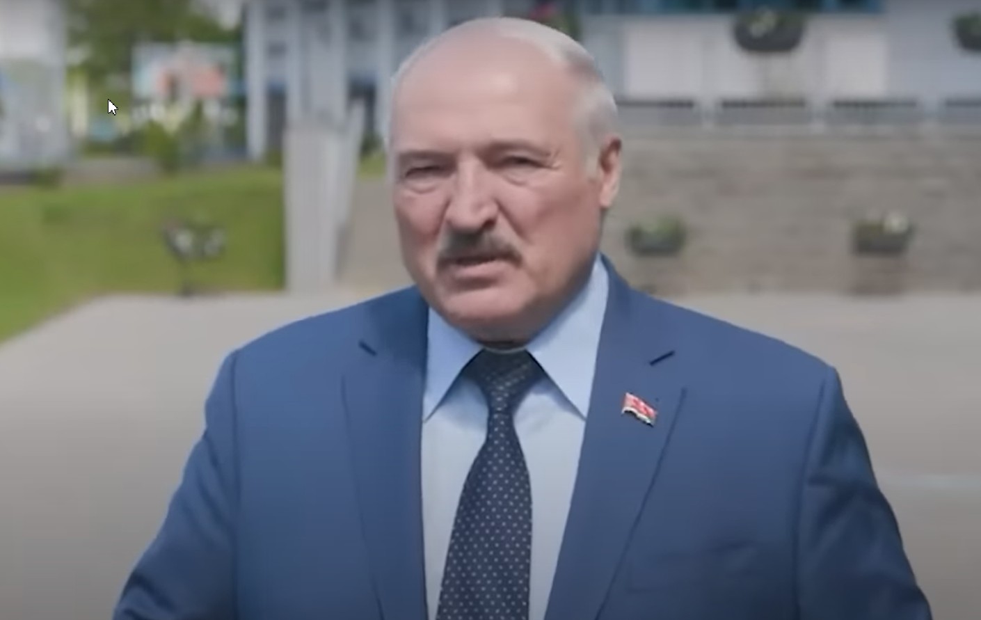 Лукашенко готовит запрет на выезд граждан из страны