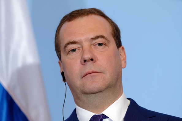 Медевдев: Раздутые имперские амбиции США указывают на скорый развал империи