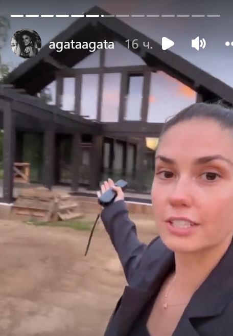 Муцениеце показала кадры своего нового особняка