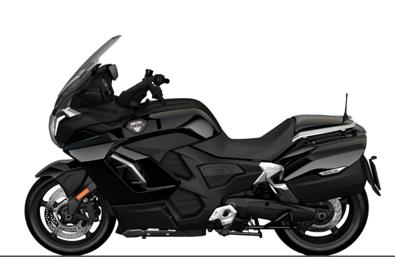Электромотоцикл Aurus Merlon впервые показали широкой публике