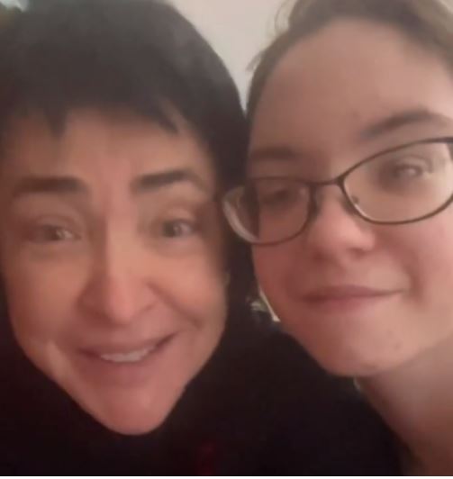 Лолита сделала заявление о возможности эмигрировать из страны