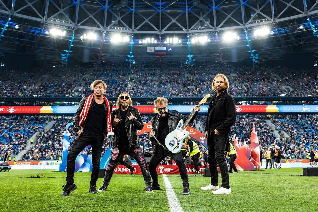 Би-2 покинули Россию