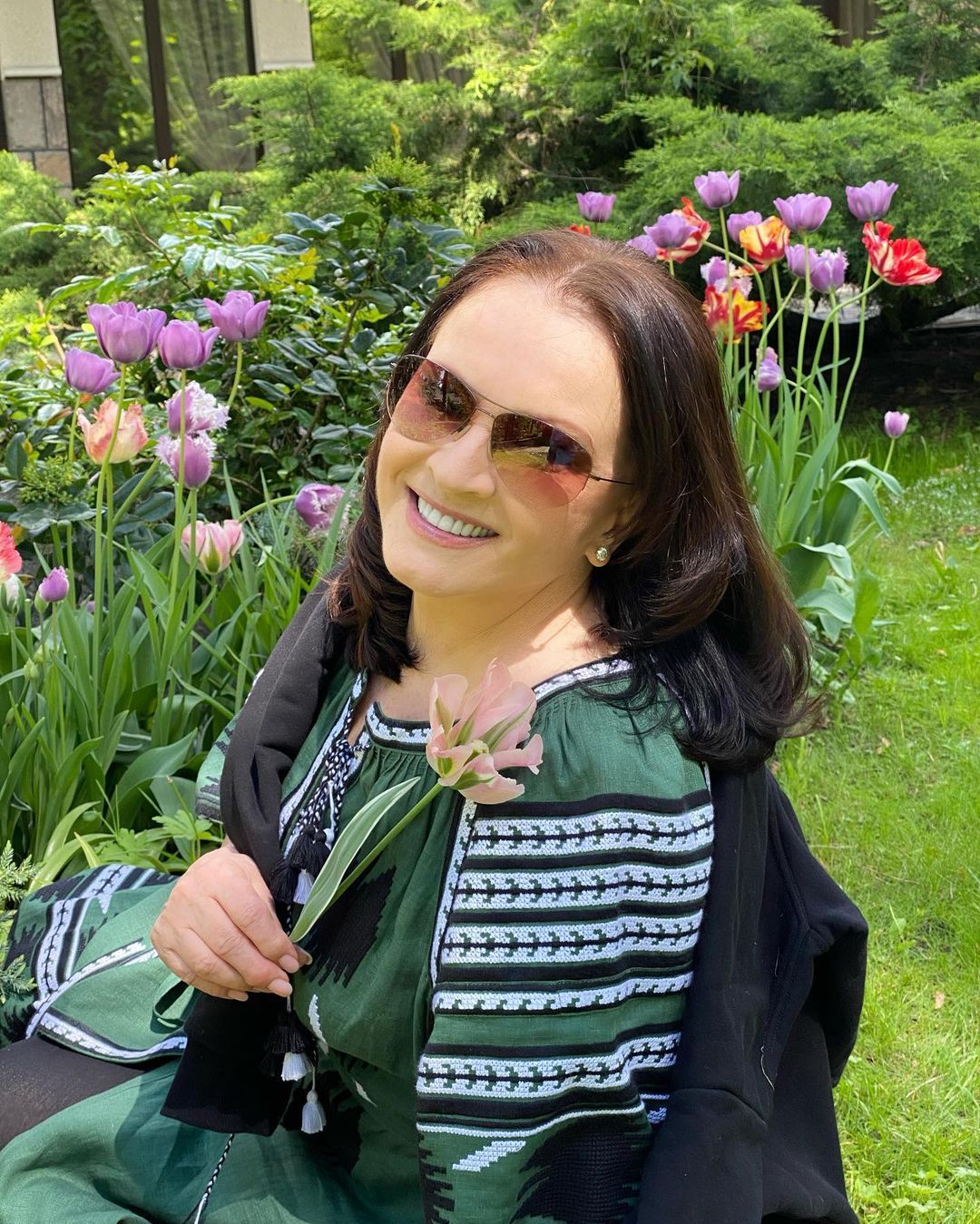 Шукшина потребовала доносить на слушателей песен Ротару и Сердючки