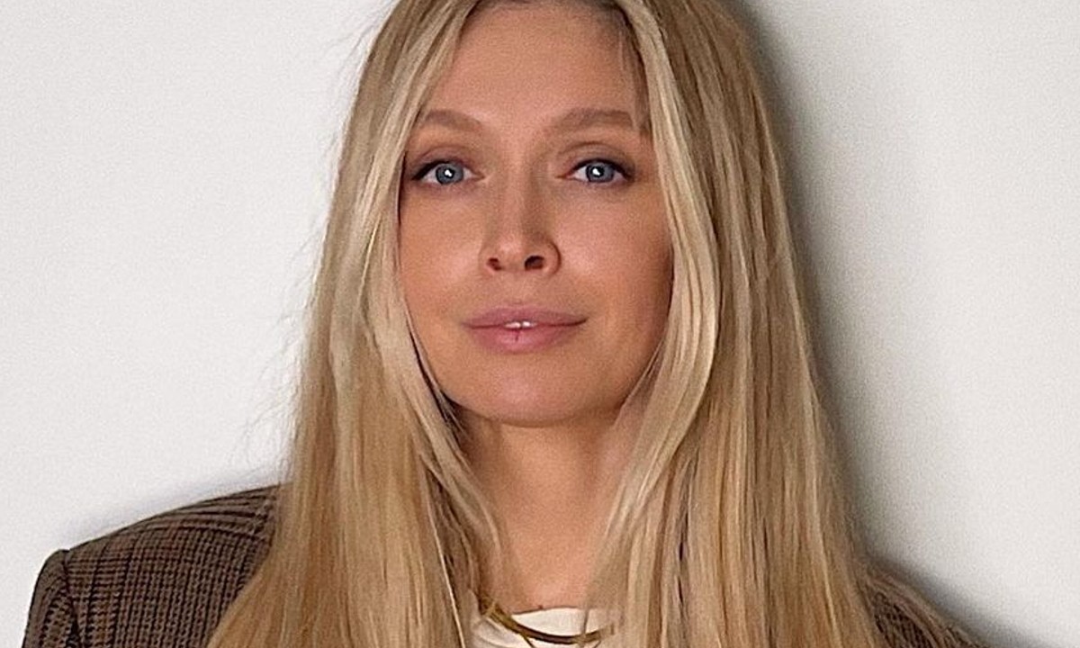 Брежнева поделилась переживаниями на фоне информации о разводе