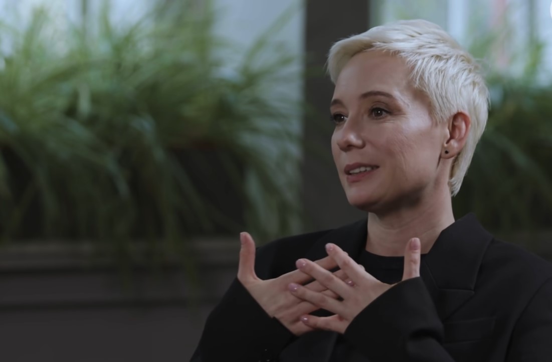 «Я просто не выживу»: Хаматова пожаловалась на отвернувшихся от нее знакомых «Я просто не выживу»: Хаматова пожаловалась на отвернувшихся от нее знакомых