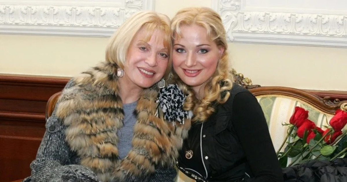 Живущая на Украине Максакова пожаловалась на отношения с семьей