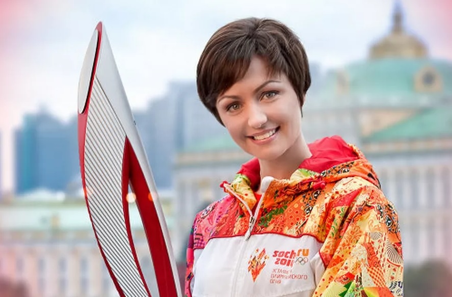 Пятикратная олимпийская чемпионка по синхронному плаванию Давыдова покинула Россию