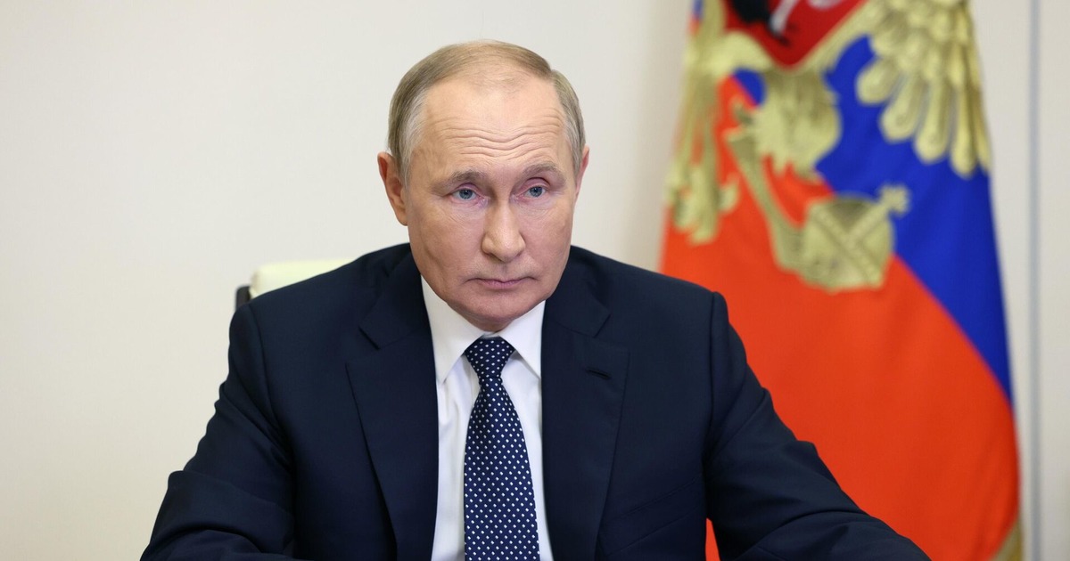Путин внес новые территории в конституцию РФ
