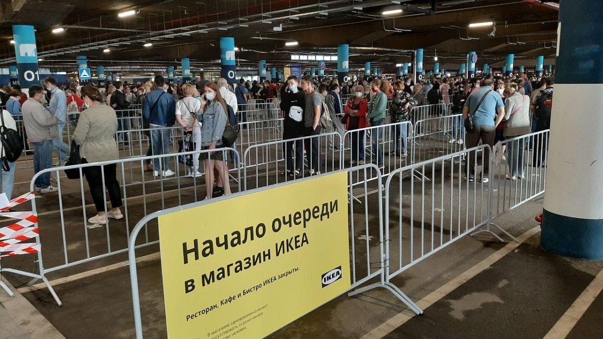 IKEA уволила 10 000 сотрудников в России
