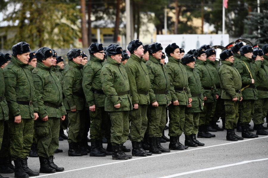 Средние доходы российских военных в 2022 году выросли на треть
