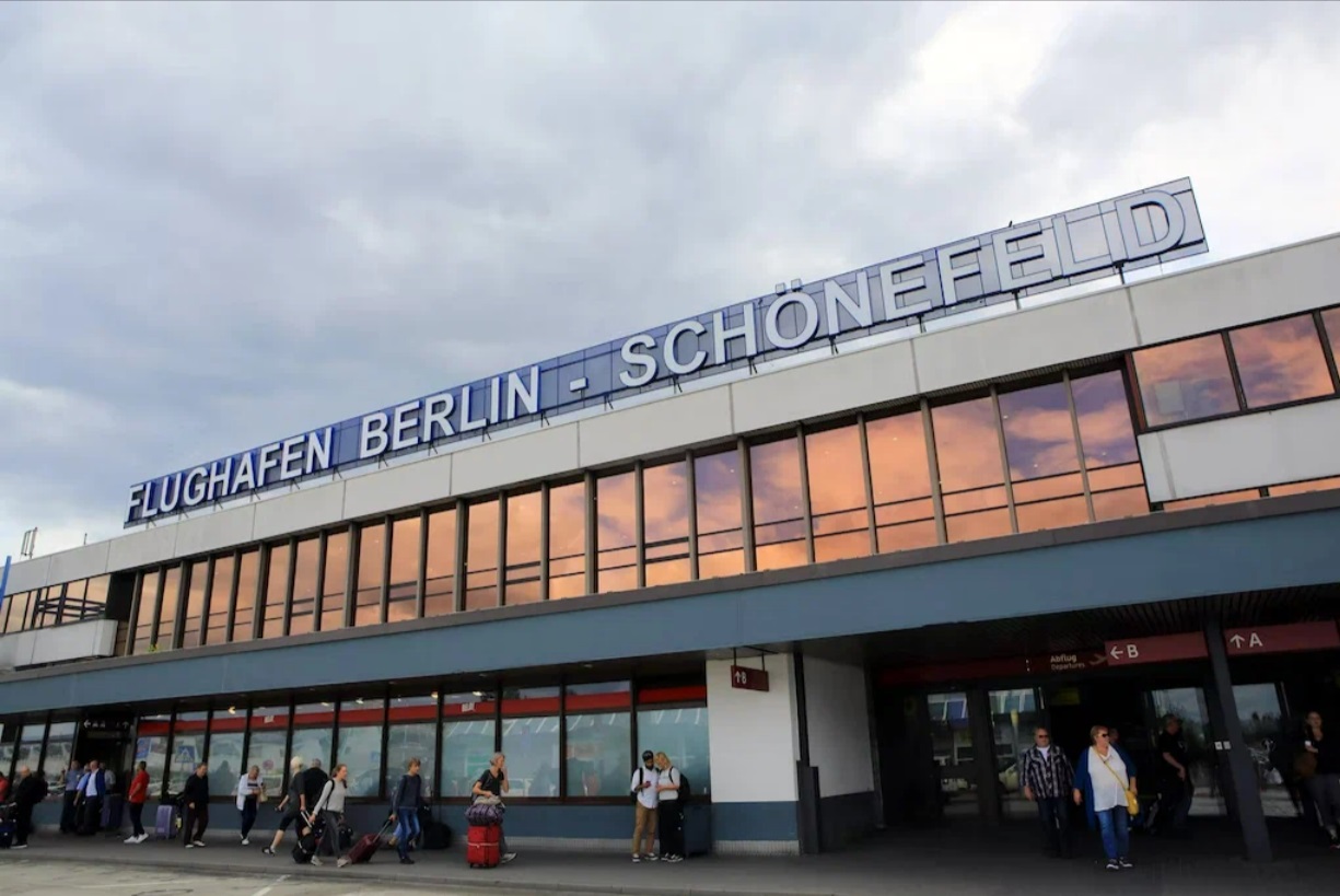 Наследие социализма. В Берлине закрывают последний аэропорт времен ГДР