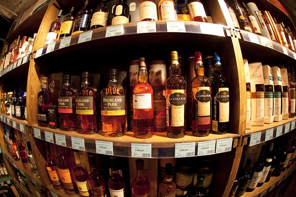 Назло санкциям: в России готовы увеличить выпуск местного виски