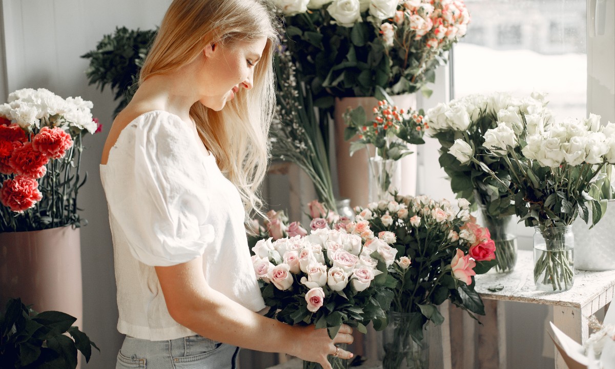 10 советов, как продлить жизнь цветам в вазе