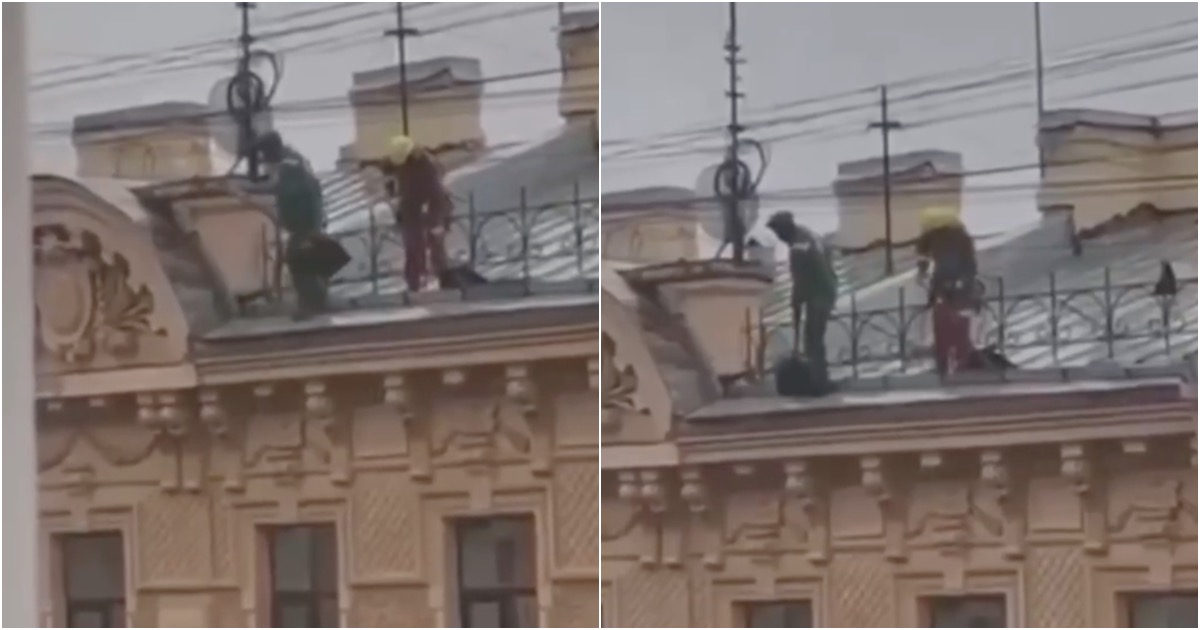 В Петербурге начали «тренировочную» уборку снега с крыш, где нет снега В Петербурге начали «тренировочную» уборку снега с крыш, где нет снега