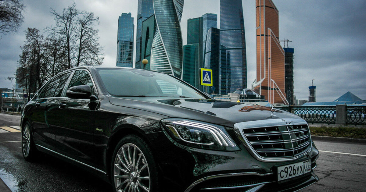 Миллиардер из Москвы купил сразу два Maybach, а ездить будет лишь на одном Миллиардер из Москвы купил сразу два Maybach, а ездить будет лишь на одном