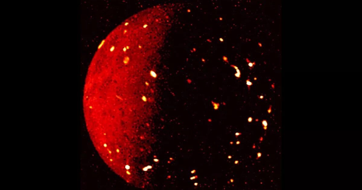 Аппарат NASA запечатлел мир вулканов на одной из лун Юпитера