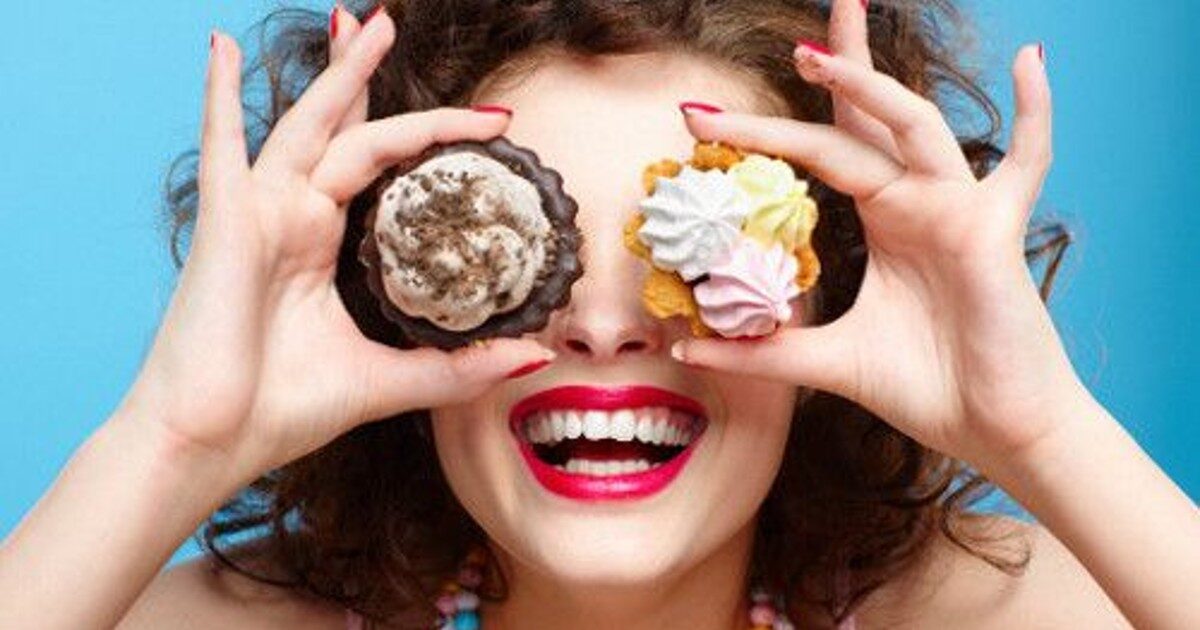 Сладкоежкам: как перестать зависеть от сладкого, не отказывая себе в удовольствии
