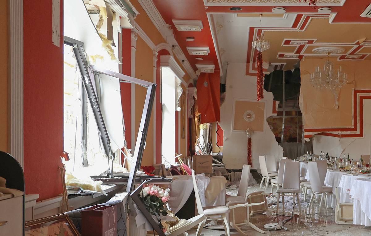 Жена Рогозина получила тяжелую контузию при обстреле Донецка