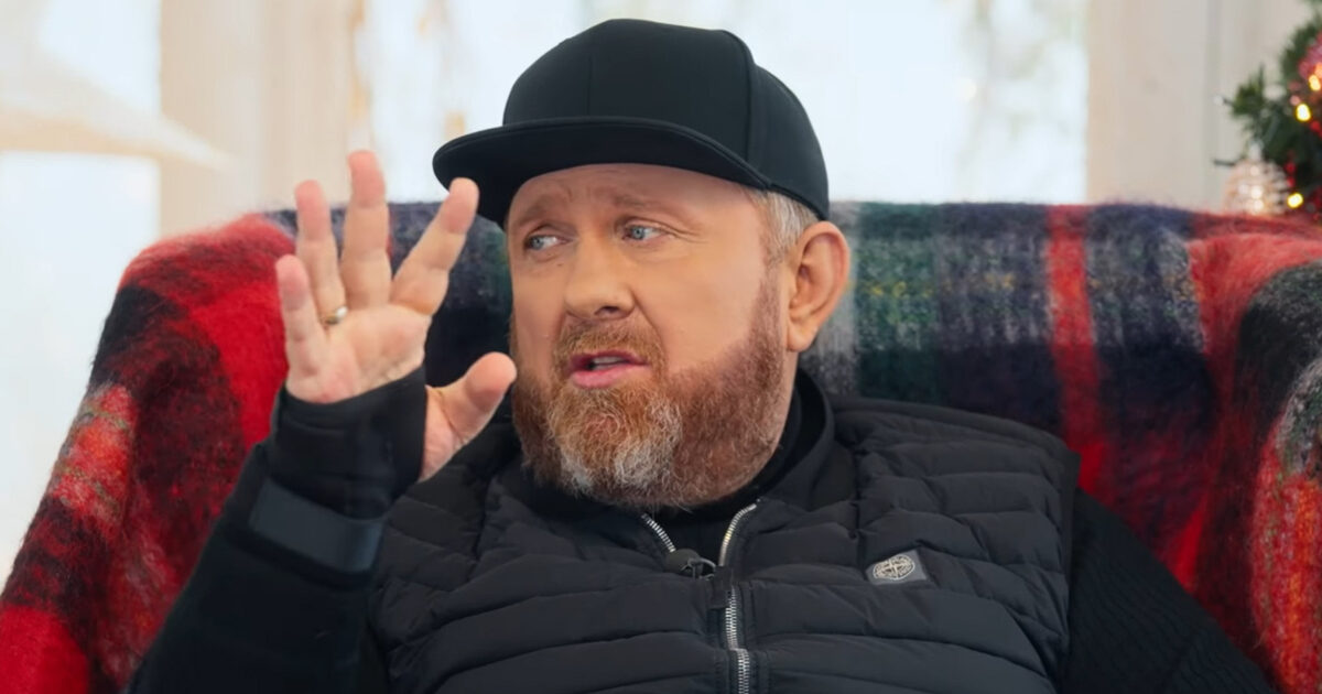 «У жены вечно болит голова»: Ивлев призвал легализовать любовь за деньги «У жены вечно болит голова»: Ивлев призвал легализовать любовь за деньги