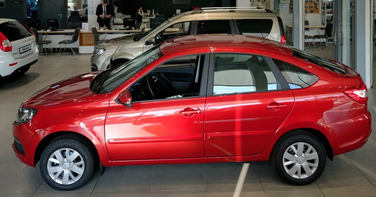 Глава АвтоВАЗа рассказал о росте цен на Lada в 2023 году