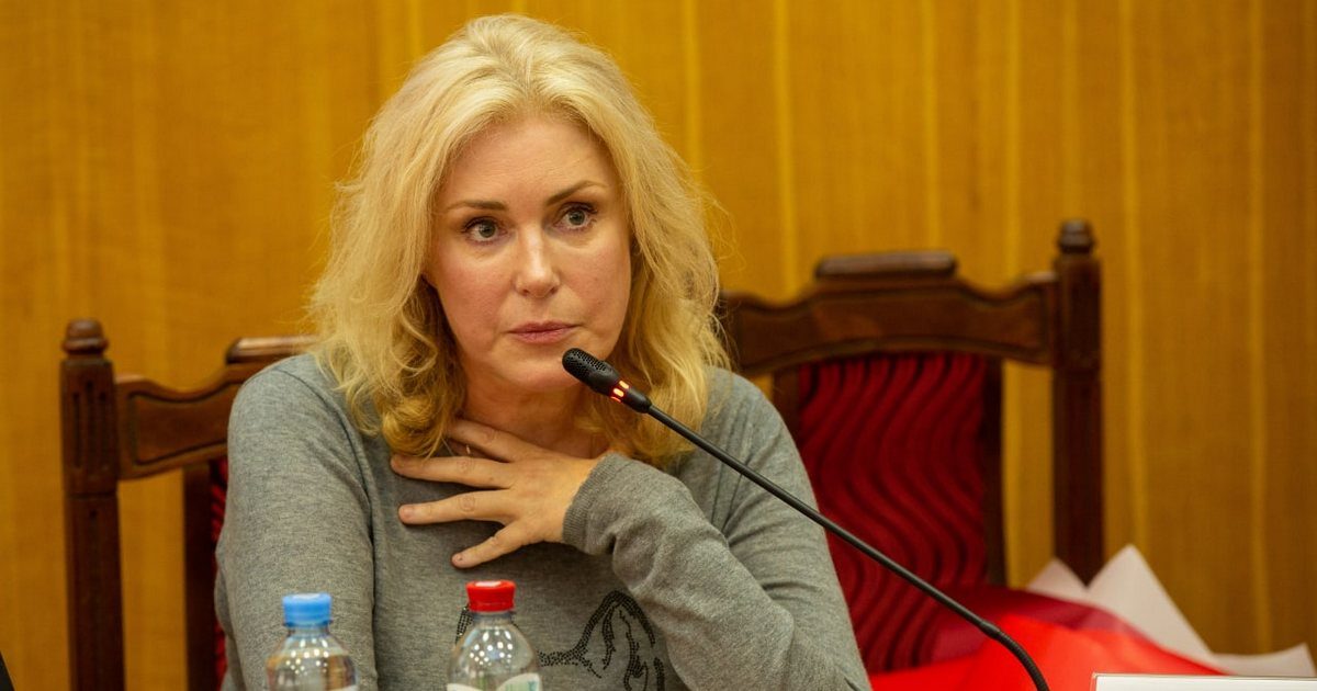 Шукшина раскритиковала новогодние программы в день трагедии в Макеевке Шукшина раскритиковала новогодние программы в день трагедии в Макеевке