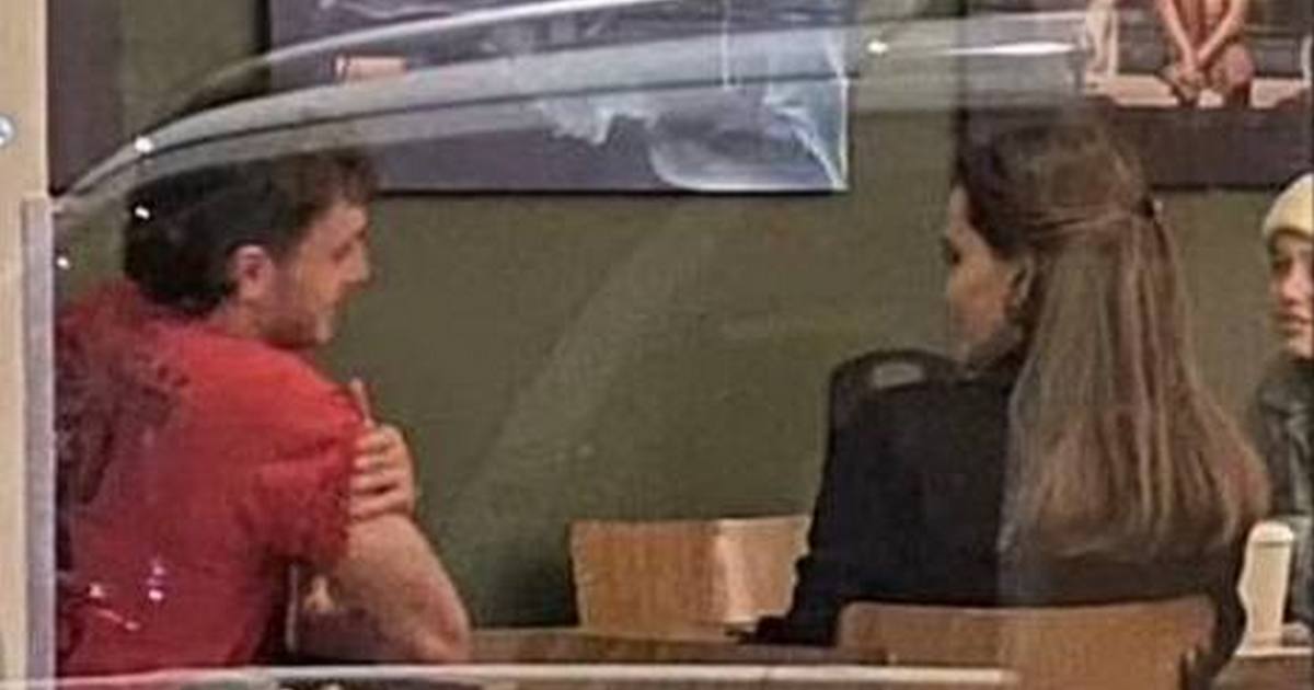 Анджелина Джоли нашла молодого возлюбленного в Новый год